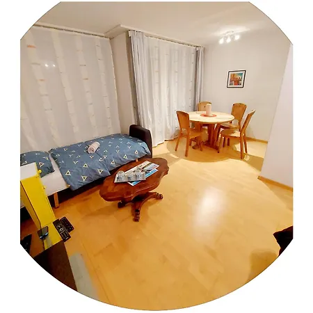 Ruhiges 2 Zimmer In Zentrum Apartment *