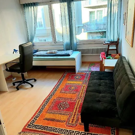 Ruhiges 2 Zimmer In Zentrum * ברן