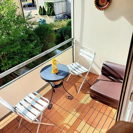Ruhiges 2 Zimmer In Zentrum דירה ברן