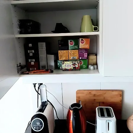 Ruhiges 2 Zimmer In Zentrum דירה *